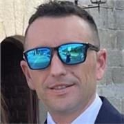 Aprende Desarrollo Web Full Stack con un Experto en Angular, Laravel, SQL, Java, JavaScript y TypeScript. Si estás estudiando DAM